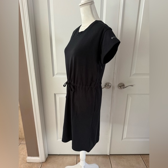 NWOT COLUMBIA Women's Trek French Terry Dress - Picture 7 of 14